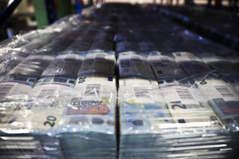 ATIVOS FINANCEIROS INTERNACIONAIS DOS BANCOS SITUAVAM-SE NOS 74,5 MIL ME NO FINAL DE SETEMBRO