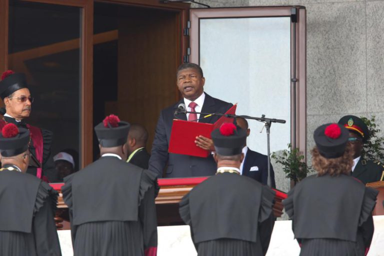 OPERAÇÃO FIZZ: PR ANGOLANO DIZ QUE TRATAMENTO NO CASO MANUEL VICENTE É “UMA OFENSA” PARA ANGOLA