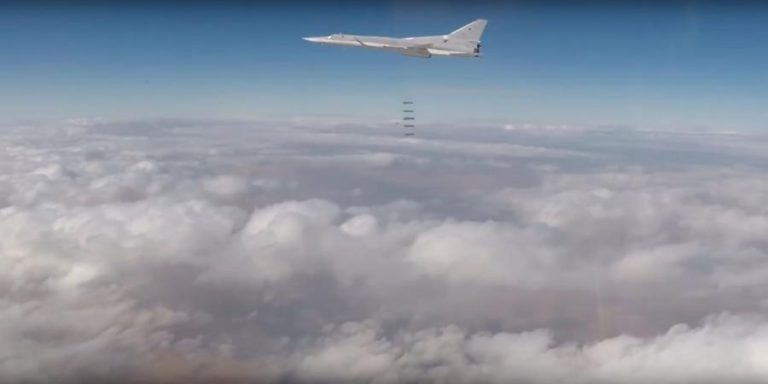 FORÇA AÉREA BRITÂNICA INTERCETOU DOIS BOMBARDEIROS RUSSOS