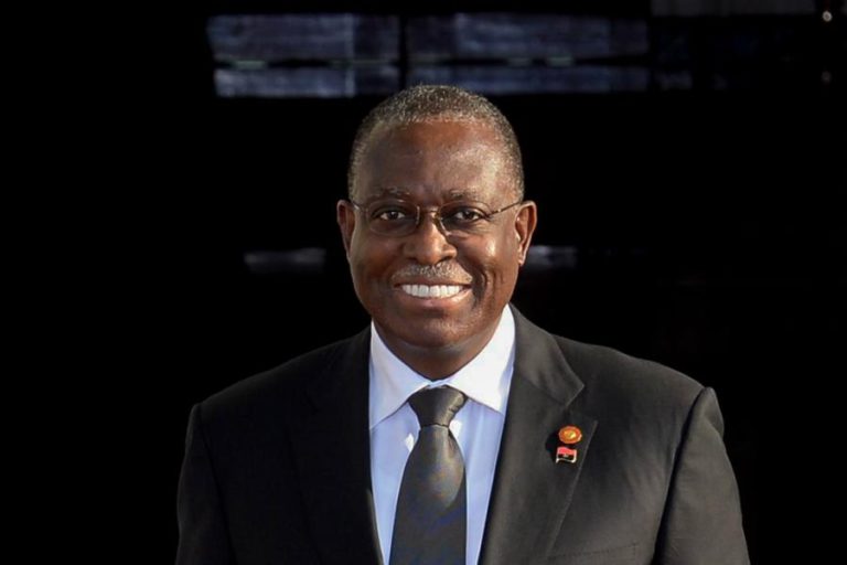 OPERAÇÃO FIZZ: MIGUEL RELVAS CRITICA EM LUANDA “NÃO PROCESSO” CONTRA EX-VICE-PR ANGOLANO