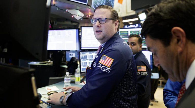 WALL STREET TERMINA EM FORTE ALTA, DE NOVO COM TRÊS NOVOS MÁXIMOS DE SEMPRE