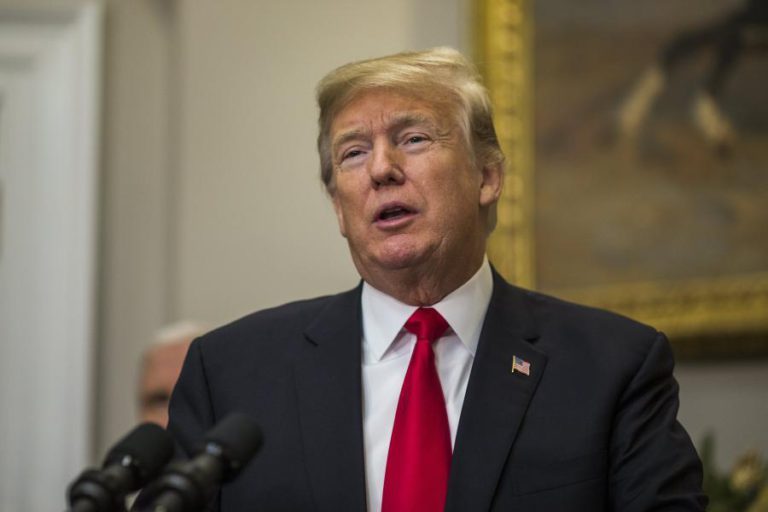 COREIA DO NORTE: TRUMP DIZ TER BOTÃO NUCLEAR “MAIOR” QUE O DE KIM JONG-UN