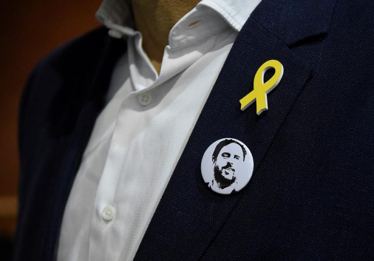 SUPREMO ESPANHOL MANTÉM NA PRISÃO LÍDER INDEPENDENTISTA