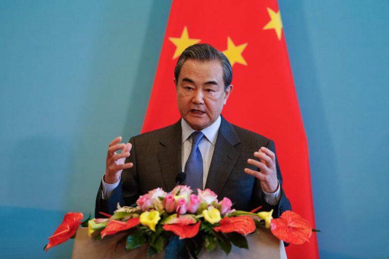 MINISTRO DOS NEGÓCIOS ESTRANGEIROS CHINÊS VISITA SÃO TOMÉ 2.ª E 3.ª FEIRA