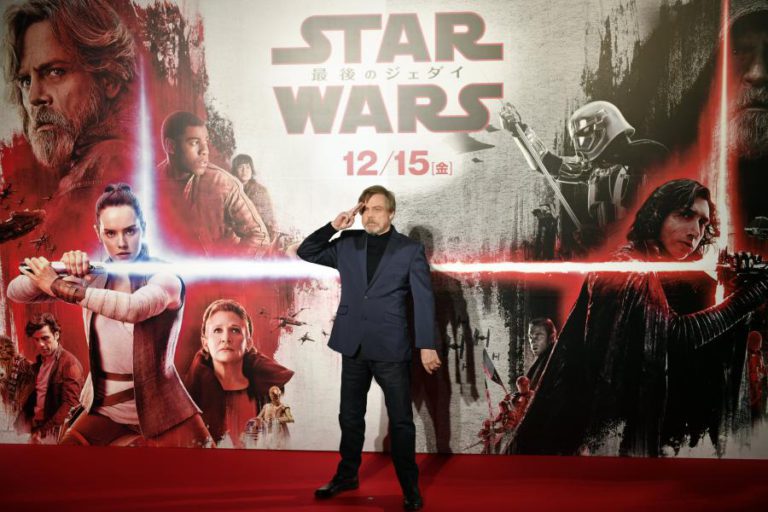 “STAR WARS” ENTRA EM 2018 NO PRIMEIRO LUGAR DE RECEITAS DE BILHETEIRA NOS EUA