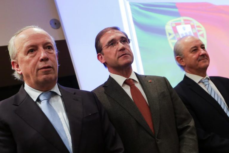 PASSOS COELHO ACONSELHA HUMILDADE E CAPACIDADE DE APRENDER A RIO E SANTANA