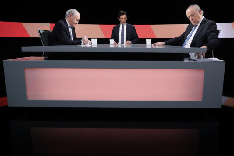 RUI RIO APELA A QUE SANTANA LOPES MANTENHA A ELEVAÇÃO NA CAMPANHA