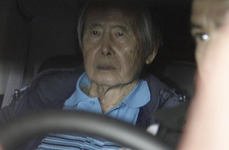 EX-PRESIDENTE FUJIMORI FOI TRANSFERIDO PARA CLÍNICA EM LIMA