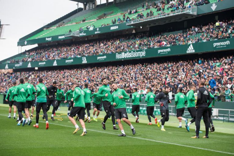 DETIDOS 24 ADEPTOS DE FUTEBOL EM CONFRONTOS ANTES DO DÉRBI DE SEVILHA