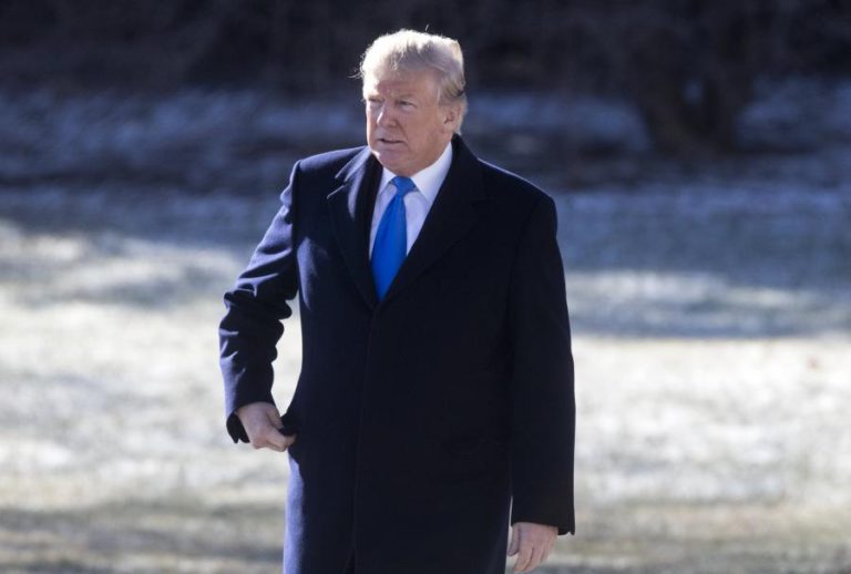 TRUMP AFIRMA-SE COMO “GÉNIO MUITO ESTÁVEL” APÓS LIVRO QUESTIONAR A SUA ESTABILIDADE MENTAL