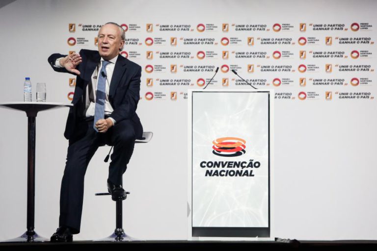 SANTANA PEDE DESCULPA POR EPISÓDIOS DO SEU GOVERNO MAS RECUSA TER FALHADO NO ESSENCIAL