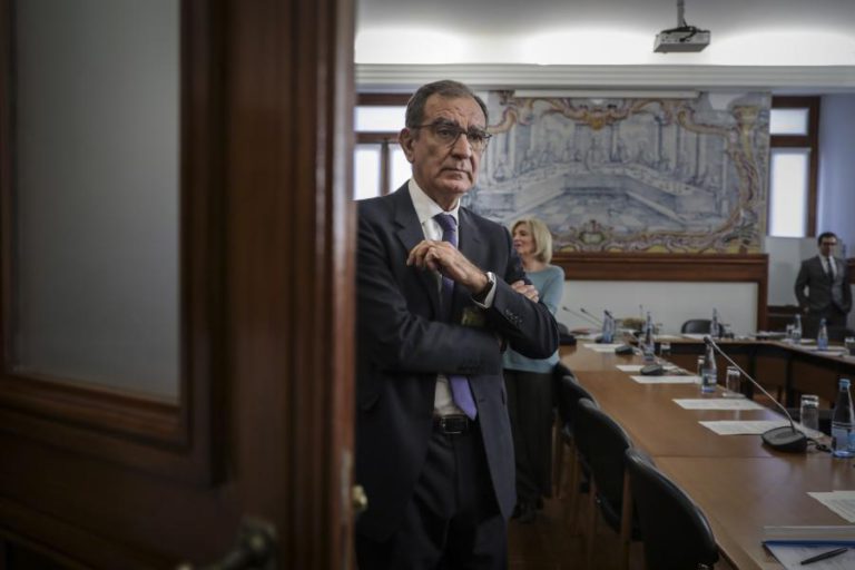 SANTA CASA DA MISERICÓRDIA DE LISBOA REJEITA ENTRAR “SOZINHA” NO MONTEPIO