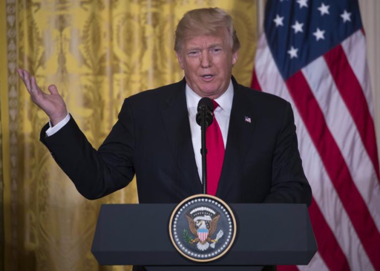TRUMP ADMITE QUE ESTADOS UNIDOS PODEM “EM TEORIA” RETORNAR AO ACORDO DE PARIS