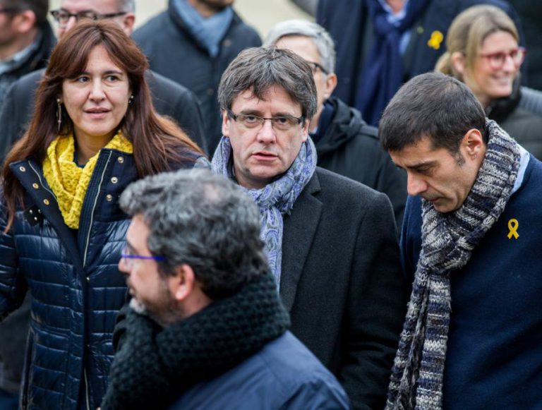 CARLES PUIGDEMONT CHEGOU À DINAMARCA E ARRISCA SER DETIDO A PEDIDO DE ESPANHA