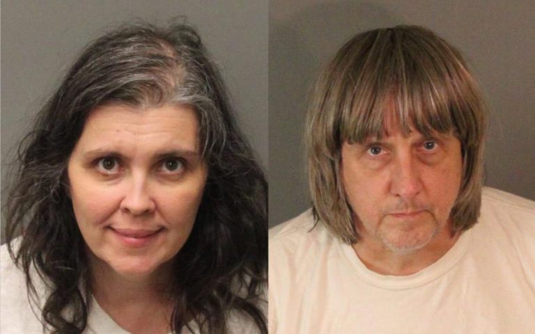 POLÍCIA NORTE-AMERICANA ENCONTRA 13 IRMÃOS E IRMÃS PRESOS E ESFOMEADOS NA CALIFÓRNIA
