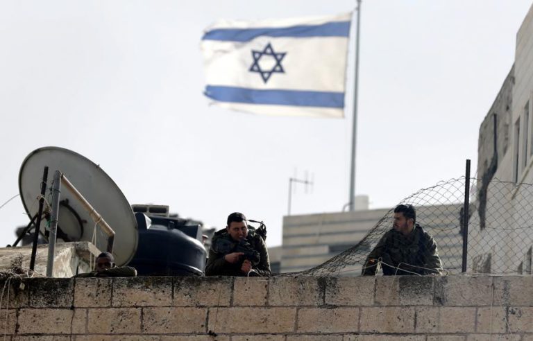 ISRAEL CHAMA EMBAIXADOR DA POLÓNIA PARA EXPLICAR PROJETO DE LEI SOBRE HOLOCAUSTO