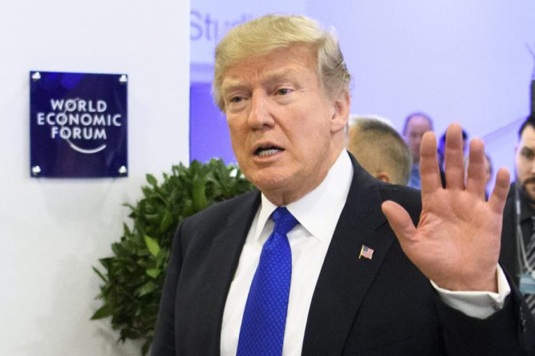 TRUMP DISCURSA HOJE EM DAVOS PARA DEFENDER ESTRATÉGIA ECONÓMICA “AMÉRICA PRIMEIRO”
