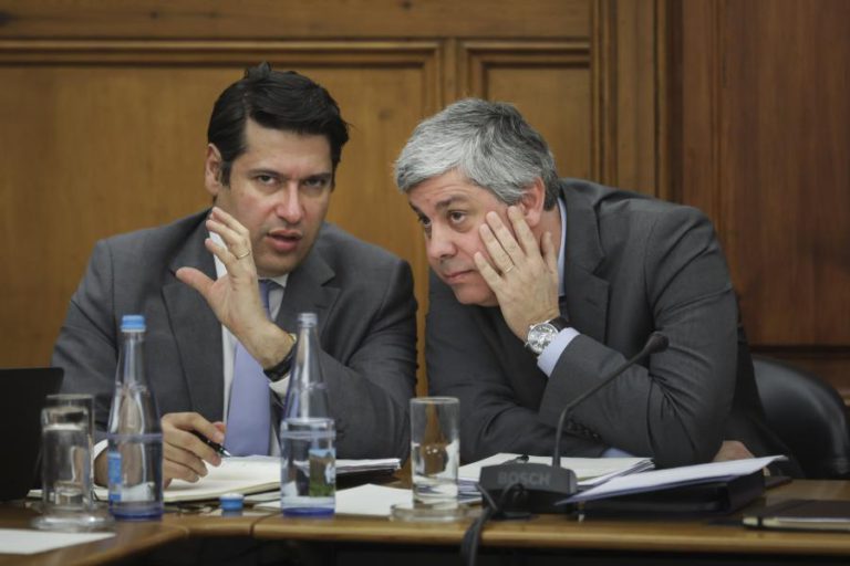 BLOCO DE ESQUERDA QUER AUMENTOS MAS CENTENO RESPONDE QUE SALÁRIOS JÁ ESTÃO A SUBIR