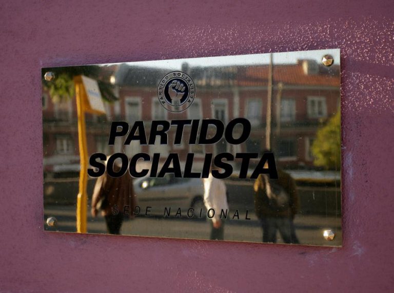 COMISSÃO NACIONAL DO PS REÚNE-SE HOJE PARA APROVAR DIRETAS E CONGRESSO EM MAIO