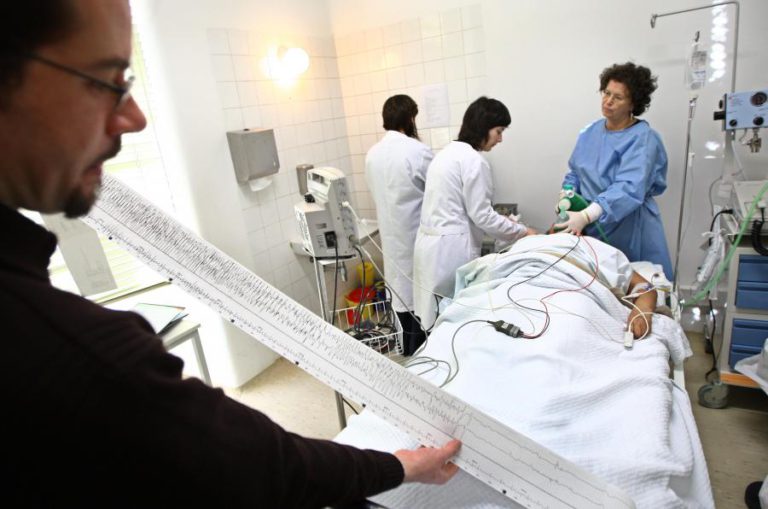 PORTUGAL TEM 48 MIL DOENTES COM ESQUIZOFRENIA QUE CUSTAM 436 ME POR ANO