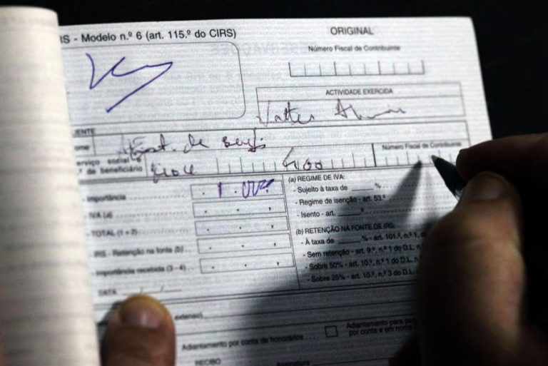 NOVO REGIME DOS RECIBOS VERDES ENTRA HOJE EM VIGOR, COM EFEITOS SÓ EM 2019