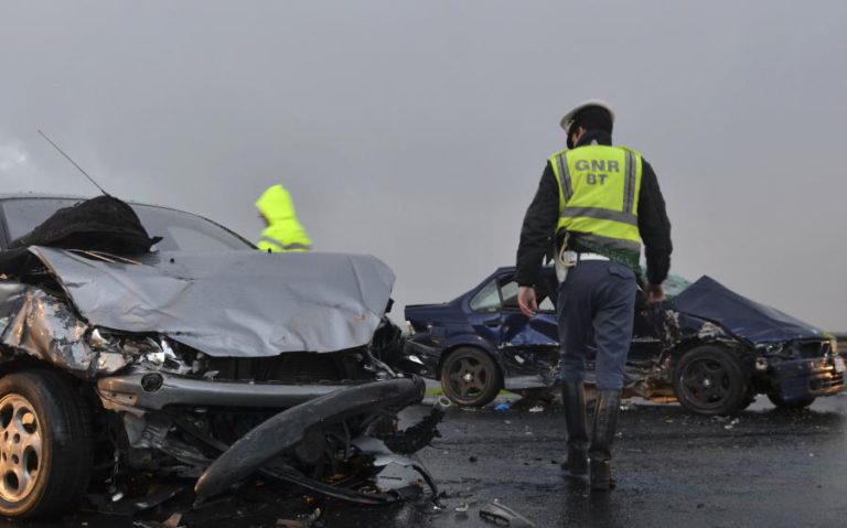 SETE MORTOS E 13 FERIDOS GRAVES NA OPERAÇÃO CARNAVAL DA GNR