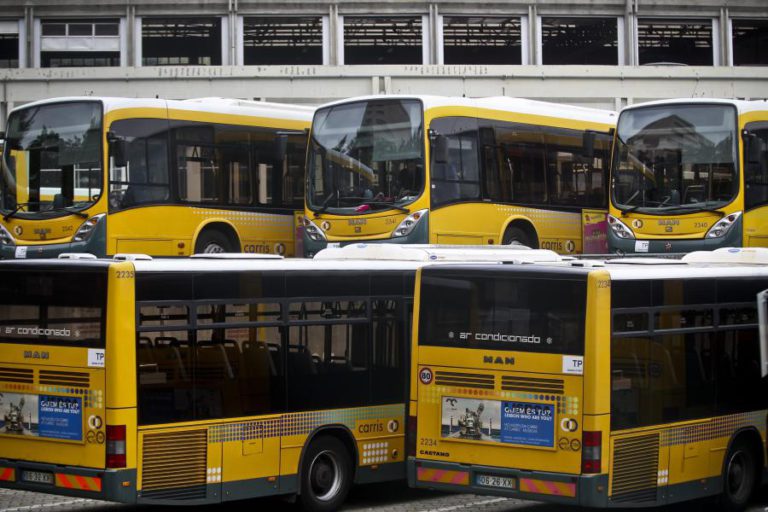 SEMÁFOROS ENTRE O MARQUÊS E ENTRECAMPOS (LISBOA) VÃO ABRIR PARA AUTOCARROS ATRASADOS