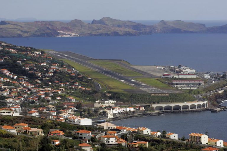 VOO DA TAP REGRESSA A LISBOA APÓS TENTAR ATERRAR NO AEROPORTO DA MADEIRA