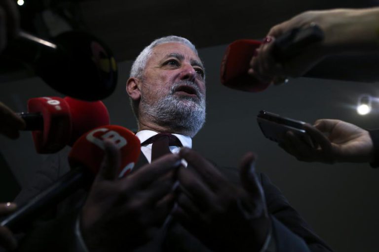 PRESIDENTE DA REPÚBLICA NOMEIA SAMPAIO DA NÓVOA PARA A UNESCO