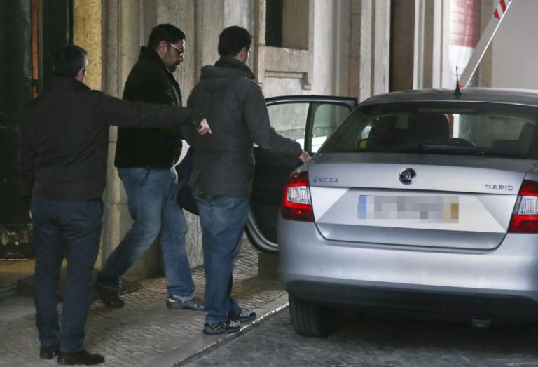 BRASIL DIZ QUE PEDIDO DE ANULAÇÃO DA NACIONALIDADE DE SCHMDIT NÃO AFRONTA AUTORIDADE DE PORTUGAL