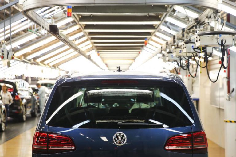 AUTOEUROPA FAZ NOVA PARAGEM NA SEGUNDA-FEIRA DEVIDO À FALTA DE PEÇAS