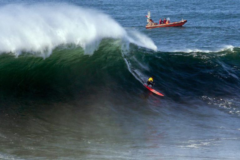 ALEX BOTELHO TERMINA EM OITAVO CIRCUITO MUNDIAL DE ONDAS GIGANTES