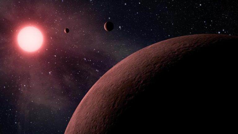 PLANETAS QUE ORBITAM ESTRELA ANÃ PODEM TER MAIS ÁGUA DO QUE A TERRA