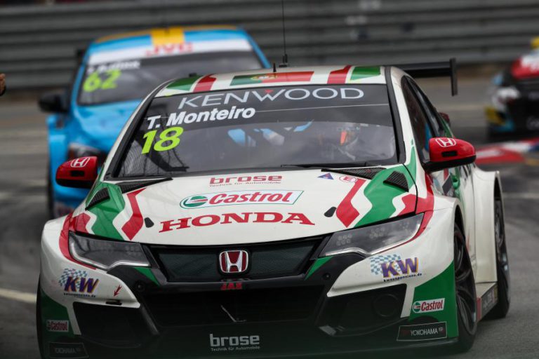 TIAGO MONTEIRO CONTINUA AO VOLANTE DE UM HONDA NO WTCR