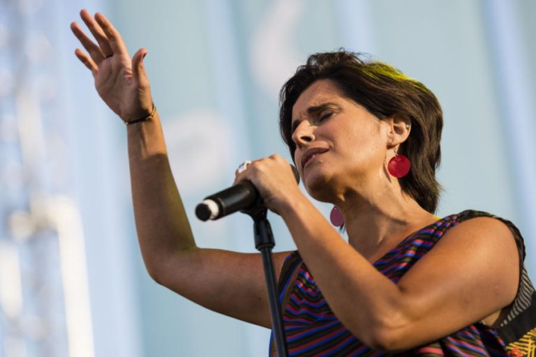 CRISTINA BRANCO DIZ QUE NOVO CD É “UMA LIBERTAÇÃO” E REFLETE O SEU CRESCIMENTO MUSICAL