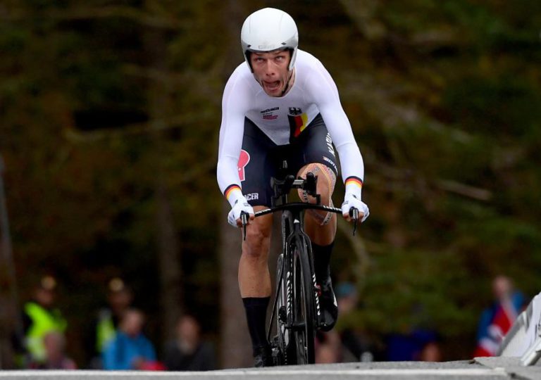 BICAMPEÕES TONY MARTIN E GERAINT THOMAS EM BUSCA DE RECORDE NA VOLTA AO ALGARVE