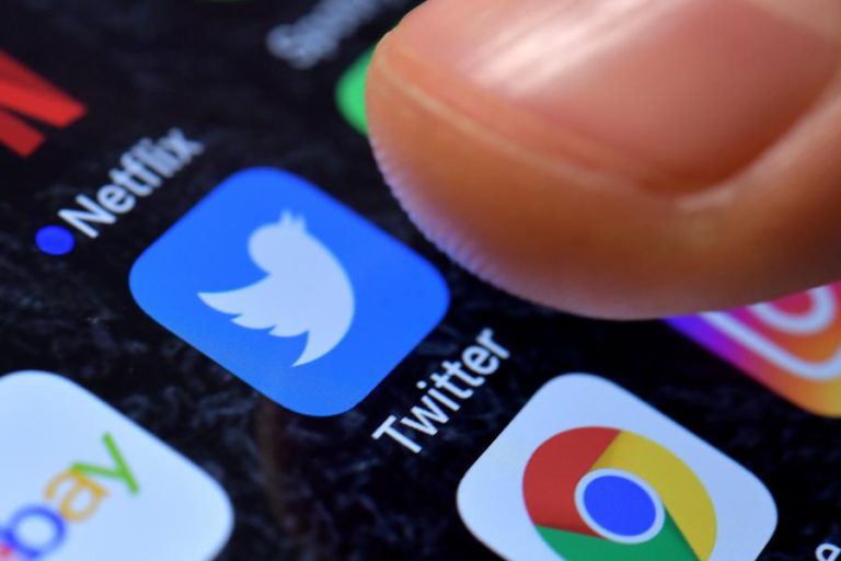 TWITTER ANUNCIA PRIMEIROS LUCROS DE SEMPRE NO 4.º TRIMESTRE DE 2017