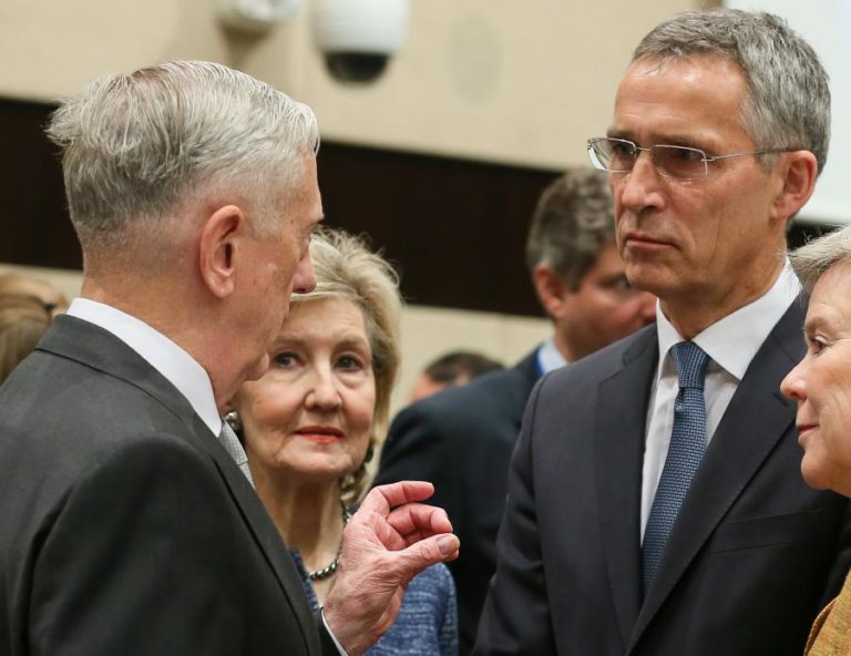 NATO “MUITO PREOCUPADA” COM COMPORTAMENTO DA RÚSSIA