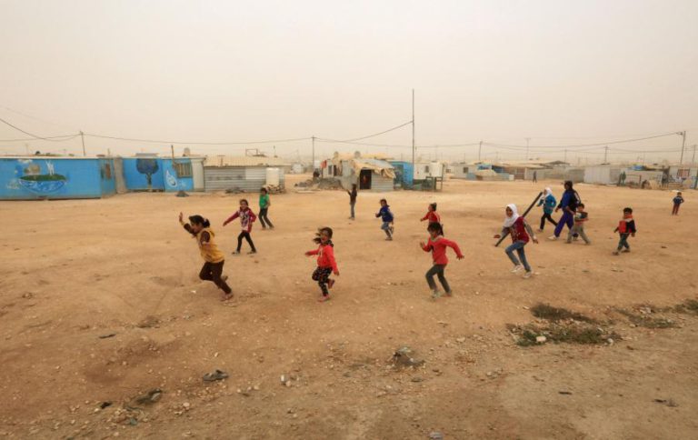 UNICEF DIZ QUE NECESSIDADES BÁSICAS DE JOVENS SÍRIOS REFUGIADOS NA JORDÂNIA NÃO SÃO ATENDIDAS