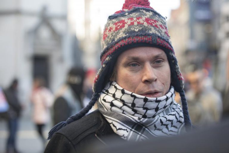 JUSTIÇA BRITÂNICA RECUSA EXTRADITAR ‘HACKER’ LAURI LOVE PARA OS ESTADOS UNIDOS