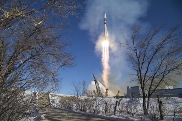 CARGUEIRO ESPACIAL RUSSO DESCOLOU HOJE RUMO À ESTAÇÃO ESPACIAL INTERNACIONAL