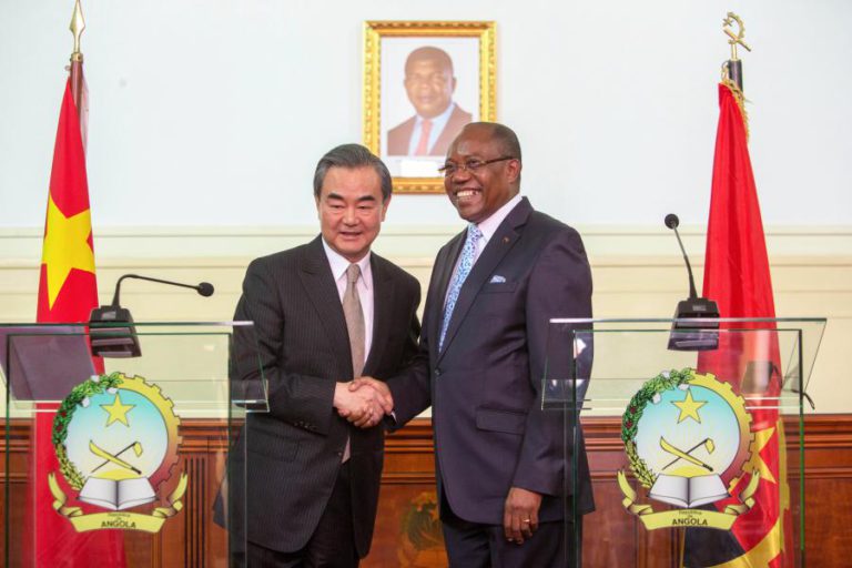 CHINA GARANTE METADE DOS 6.000 MEURO DE FINANCIAMENTO A CONTRATAR POR ANGOLA EM 2018