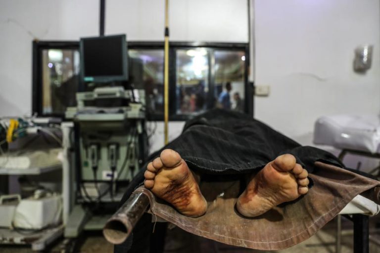 PELO MENOS 26 PESSOAS MORREM EM BOMBARDEAMENTOS EM GHOUTA ORIENTAL NA SÍRIA