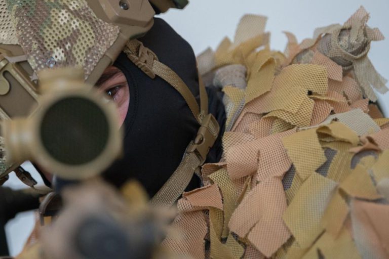 EXÉRCITO PORTUGUÊS COMEÇA A USAR NOVAS FARDAS E ARMAMENTO A PARTIR DE 2019