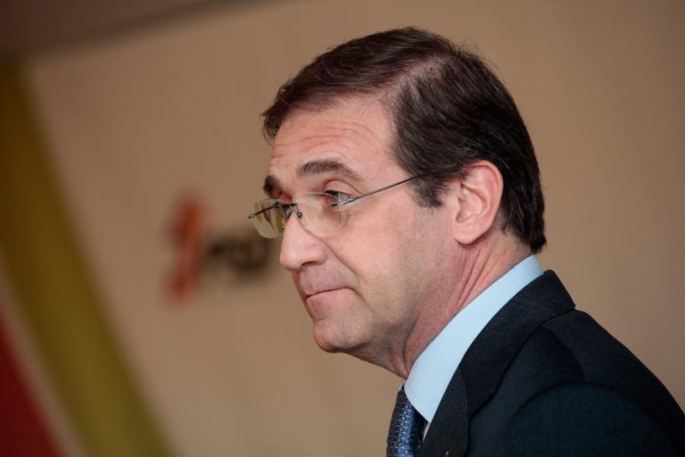 PASSOS COELHO DIZ QUE “A DIVISÃO DO PSD ACABOU NAS ELEIÇÕES”