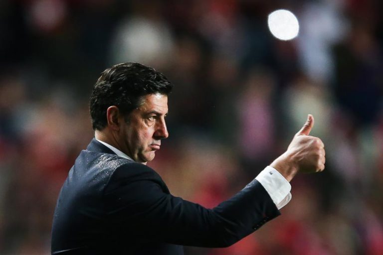 RUI VITÓRIA OLHA APENAS PARA “DENTRO” E DIZ QUE “LUTA PELO PONTO VAI SER DIFÍCIL ATÉ FINAL”