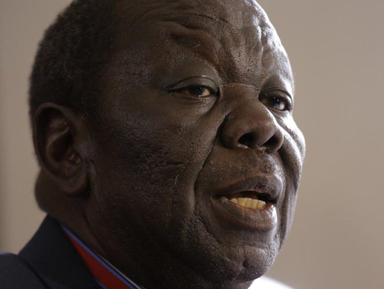 MORREU MORGAN TSVANGIRAI, CHEFE DA OPOSIÇÃO NO ZIMBABUÉ