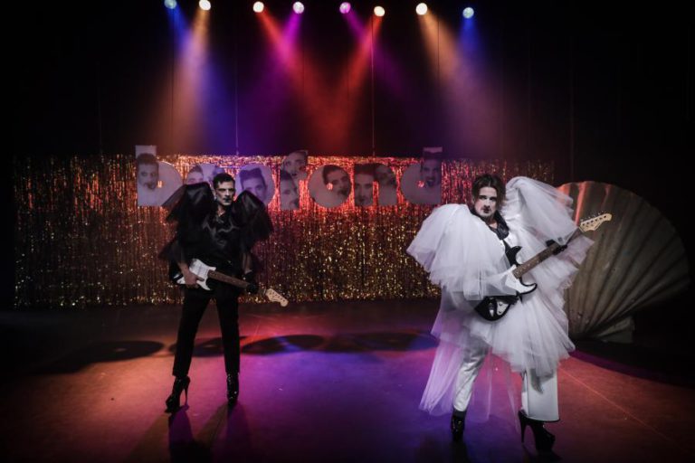 “CABARÉTICA”, “UM EVENTO TENTACULAR”, ESTREIA-SE QUARTA-FEIRA NO TEATRO DO BAIRRO