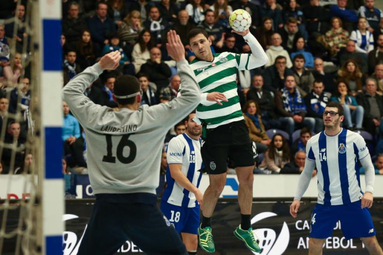 SPORTING VENCE FC PORTO E ASSUME COMANDO DO NACIONAL DE ANDEBOL