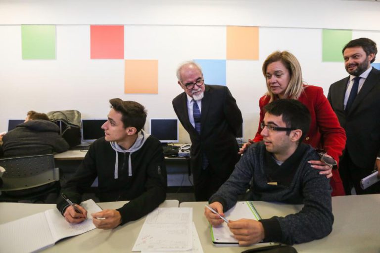 CRESCIMENTO DA ECONOMIA REDUZ ASSIMETRIAS E DESIGUALDADES, DIZ VIEIRA DA SILVA